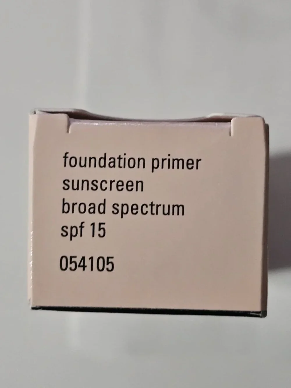 Mary Kay Foundation Primer Sunscreen SPF 15 Broad Spectrum  1 fl oz / 29 ml  NWT